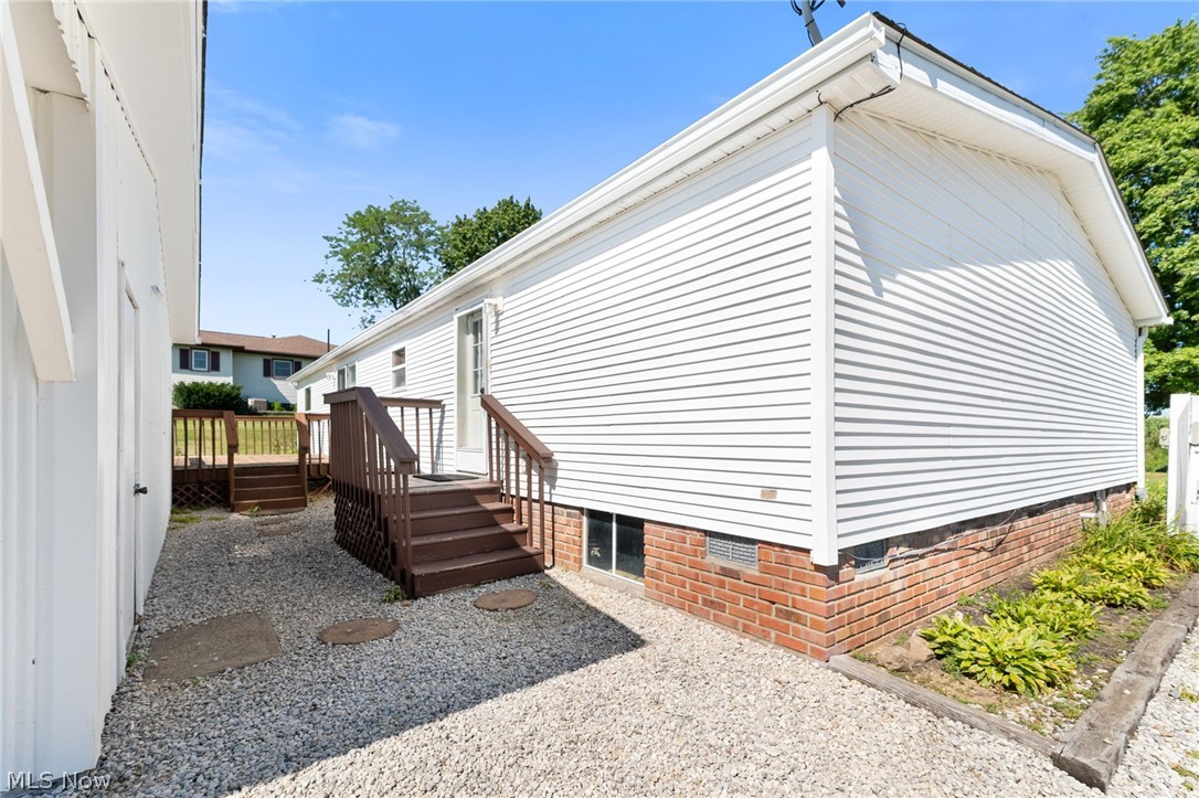 7371 State Route 9 Hanoverton OH 44423