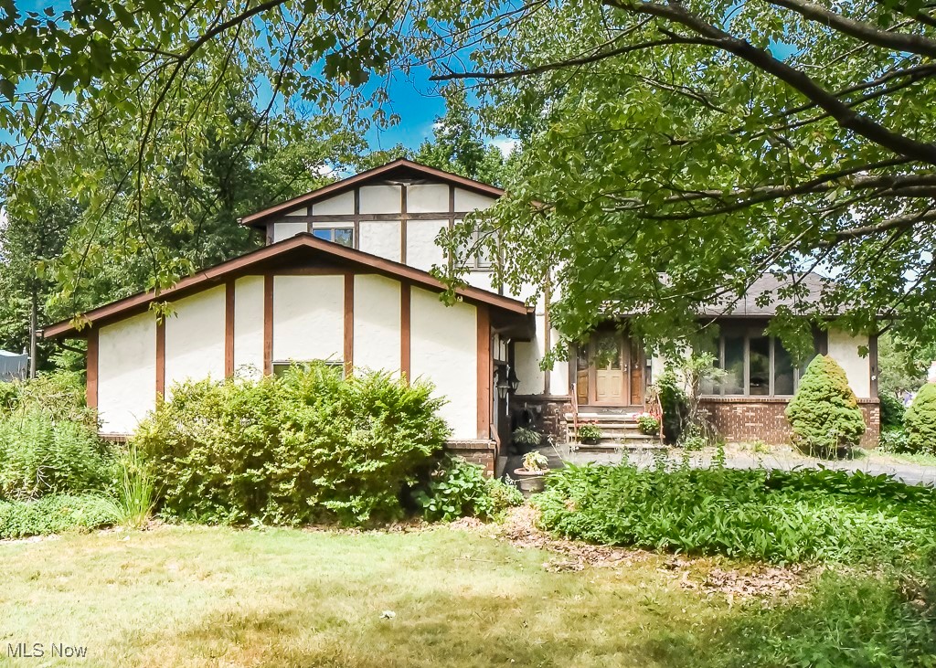 7880 Oakridge Drive Concord OH 44060