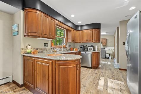 4710 Young Road Stow OH 44224