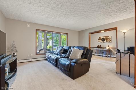 4710 Young Road Stow OH 44224