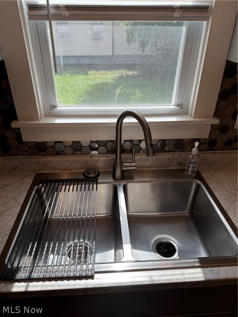 3118 W 82nd Street Cleveland OH 44102