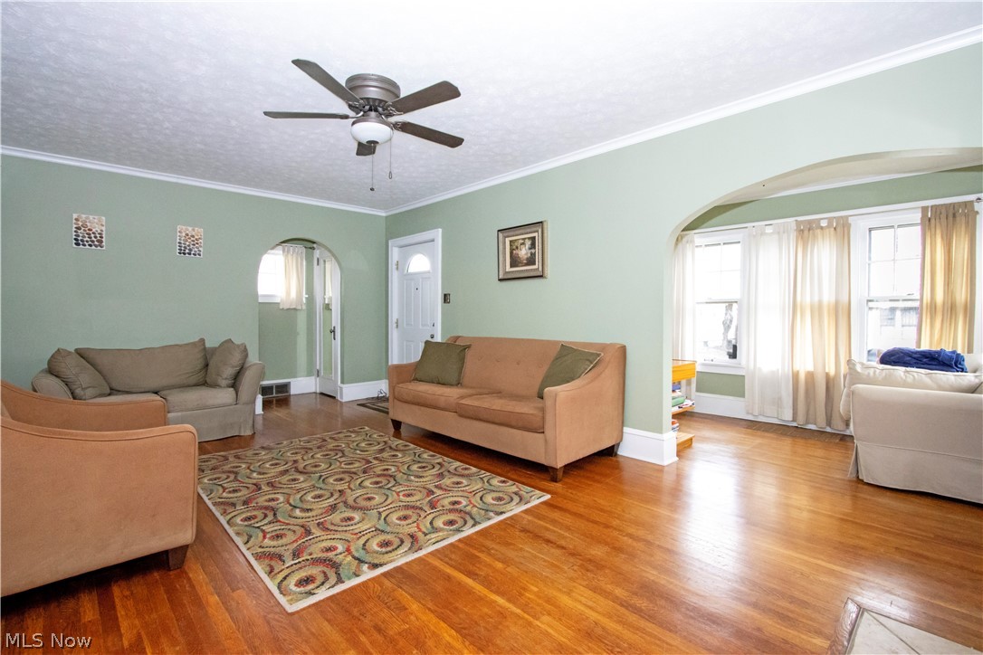 1311 Woodward Place NW Canton OH 44709