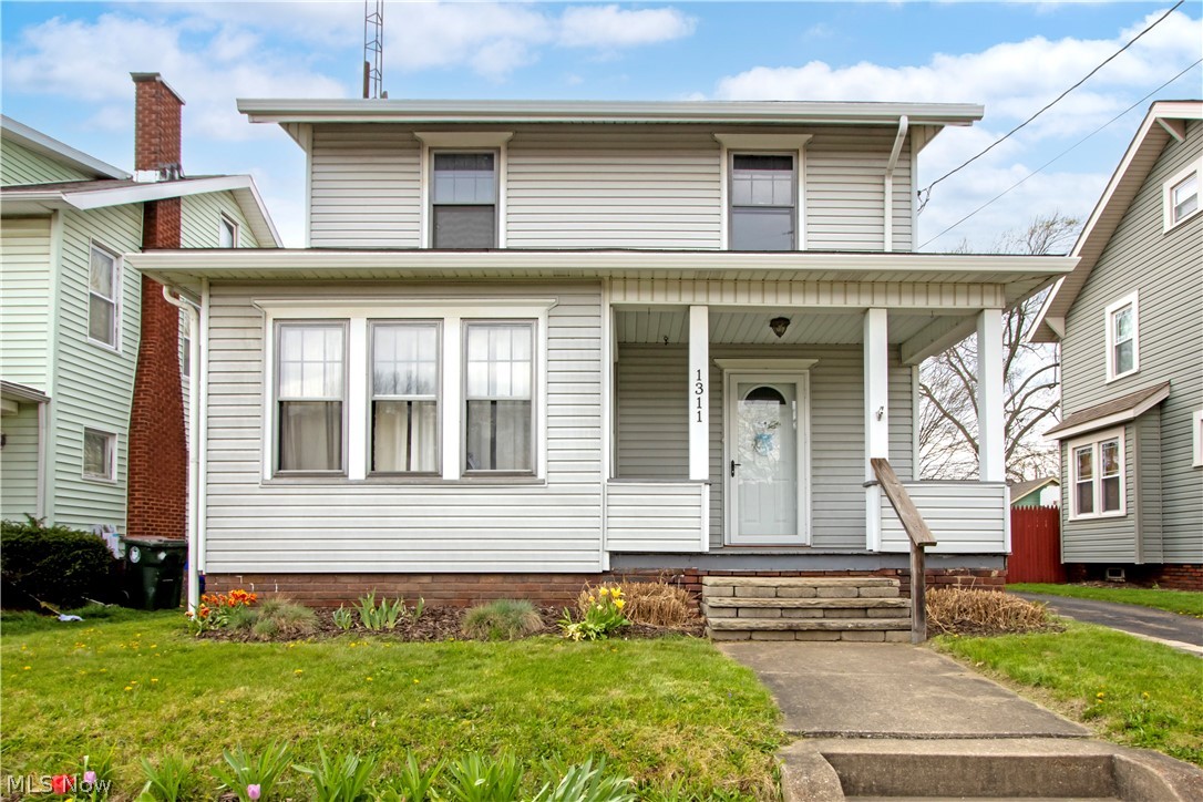 1311 Woodward Place NW Canton OH 44709