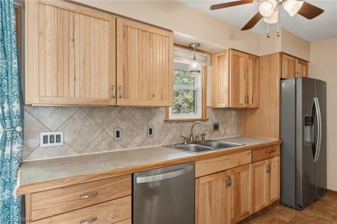 8382 Royalhaven Drive North Royalton OH 44133