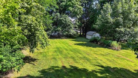 120 Coulter Street Creston OH 44217