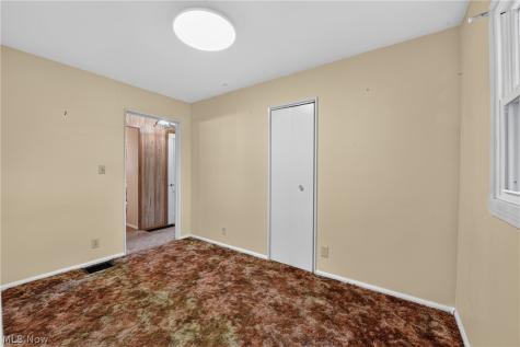 120 Coulter Street Creston OH 44217