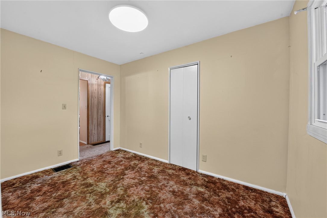 120 Coulter Street Creston OH 44217