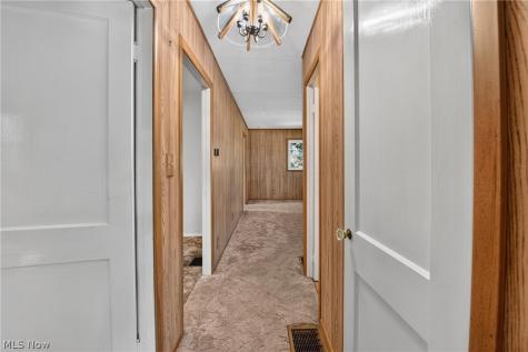 120 Coulter Street Creston OH 44217