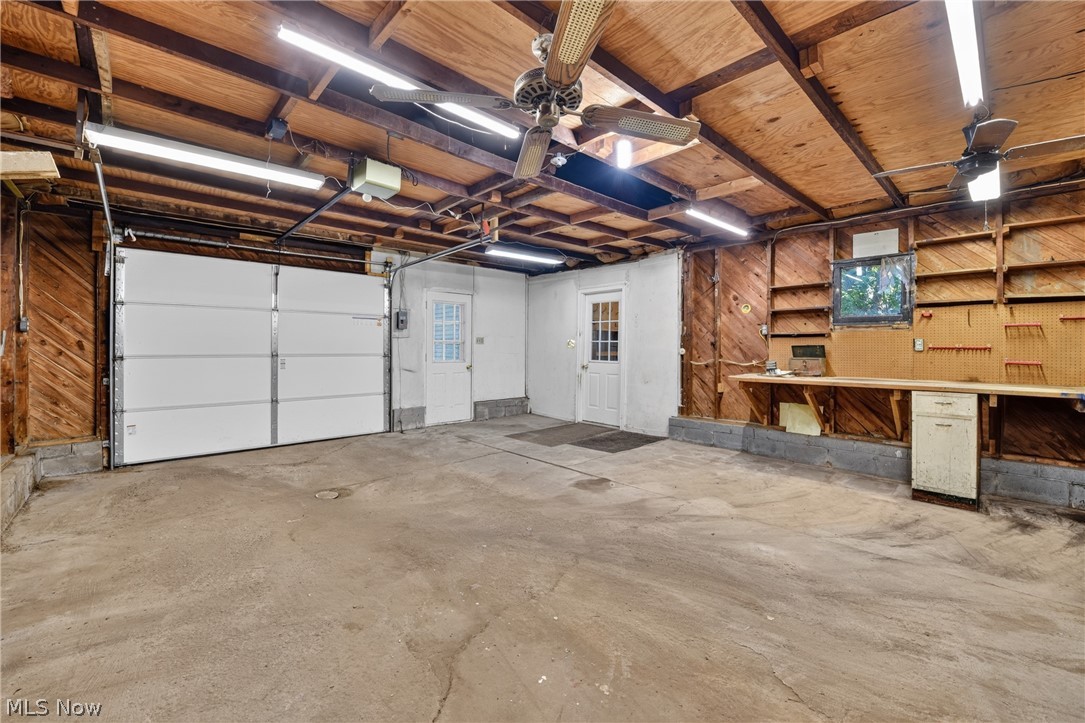 120 Coulter Street Creston OH 44217