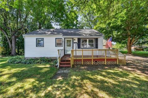 120 Coulter Street Creston OH 44217