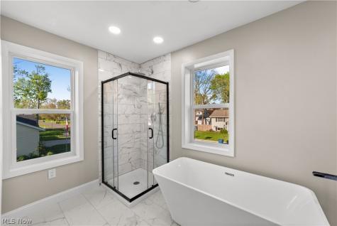620 Pasadena Avenue Sheffield Lake OH 44054