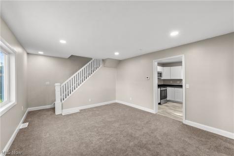 620 Pasadena Avenue Sheffield Lake OH 44054