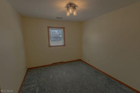 143 Riverview Drive Marietta OH 45750