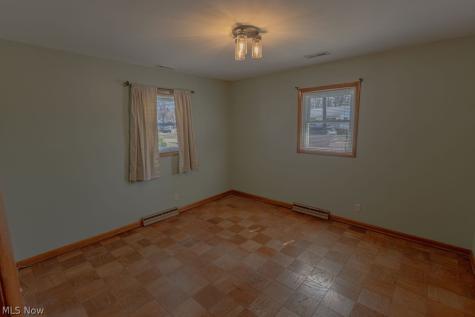 143 Riverview Drive Marietta OH 45750