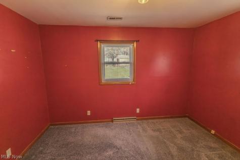 143 Riverview Drive Marietta OH 45750
