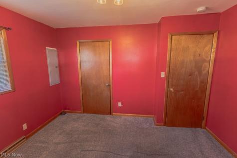 143 Riverview Drive Marietta OH 45750