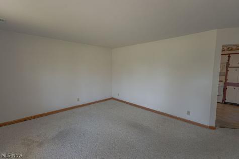 143 Riverview Drive Marietta OH 45750