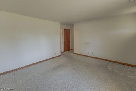 143 Riverview Drive Marietta OH 45750