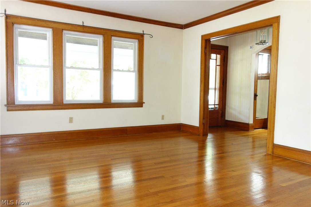 34 E Rosewood Avenue Akron OH 44301