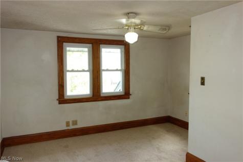34 E Rosewood Avenue Akron OH 44301