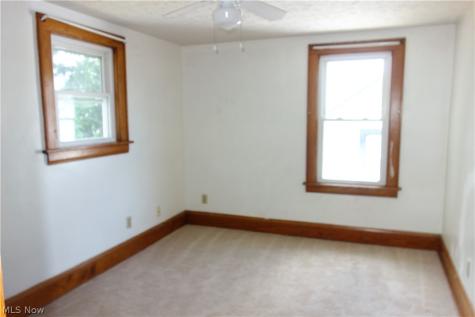 34 E Rosewood Avenue Akron OH 44301