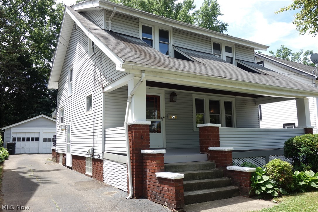 34 E Rosewood Avenue Akron OH 44301