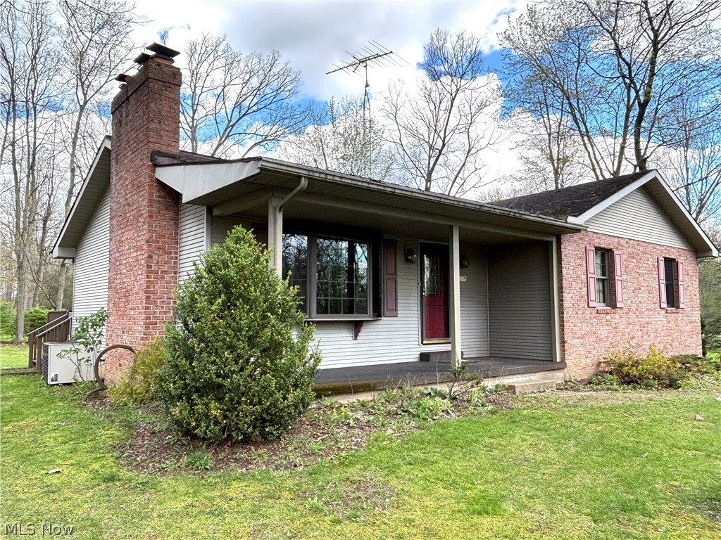 42900 Woodvale Lane Columbiana OH 44408