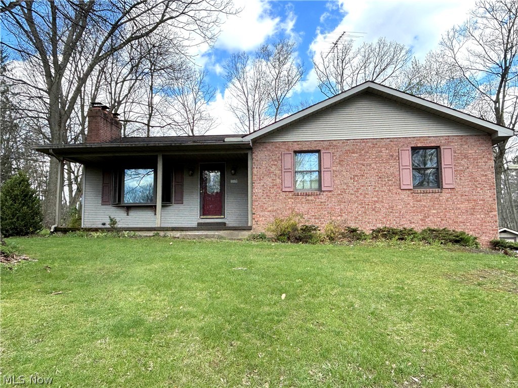42900 Woodvale Lane Columbiana OH 44408