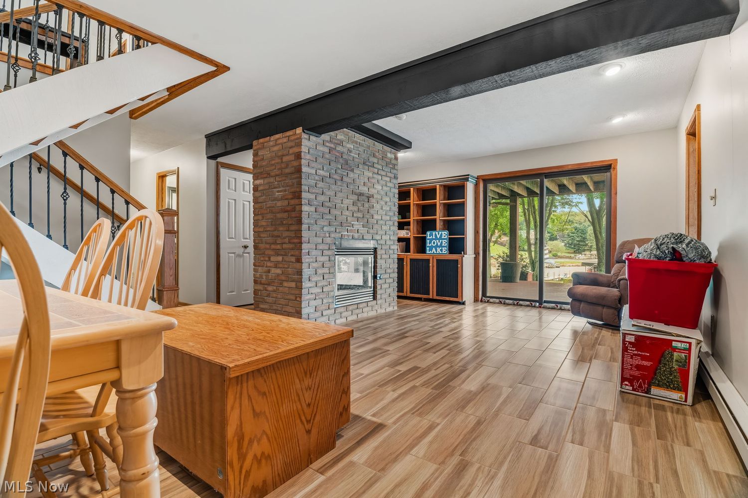 50 E Mohawk Drive Malvern OH 44644