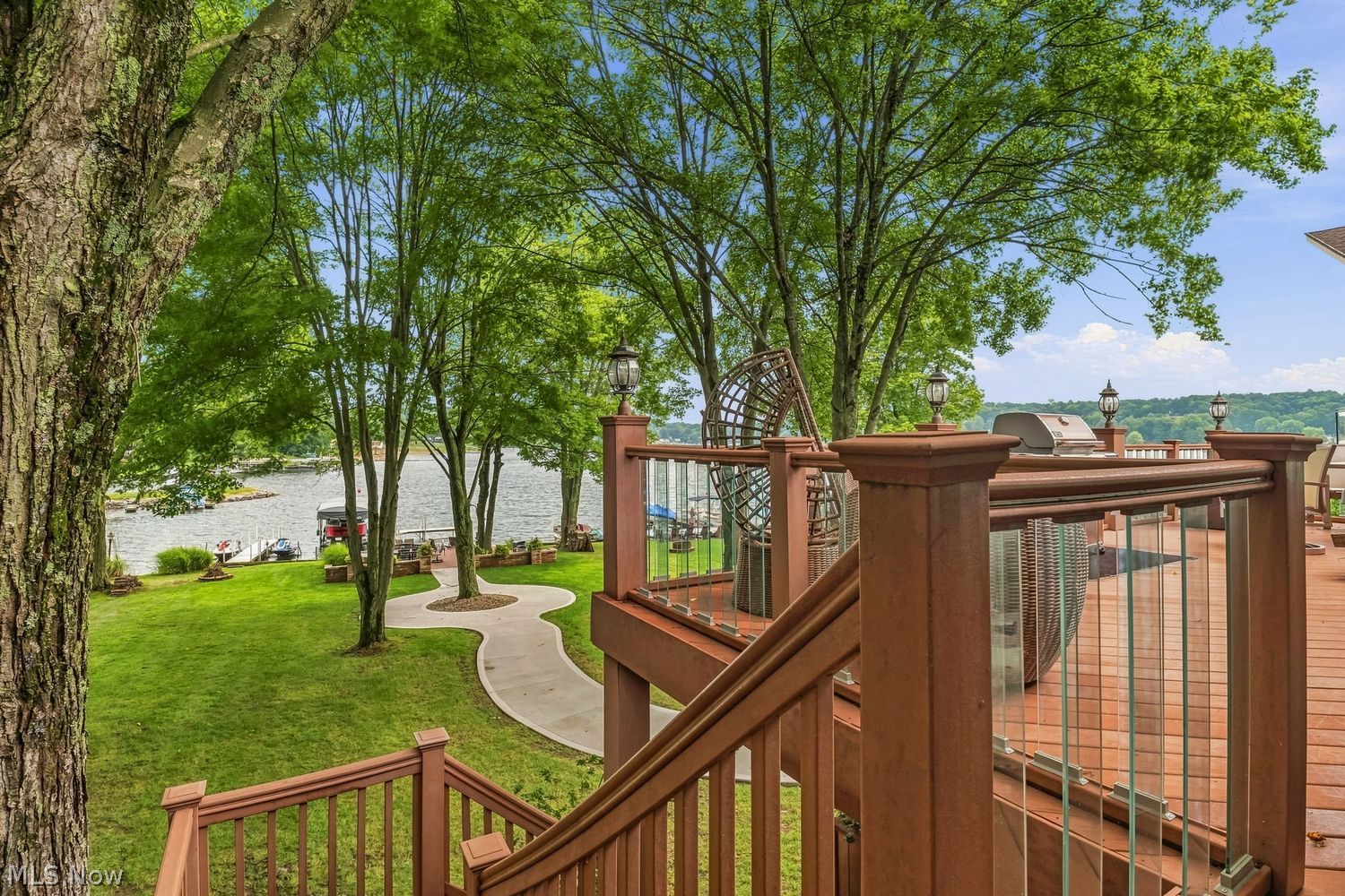 50 E Mohawk Drive Malvern OH 44644