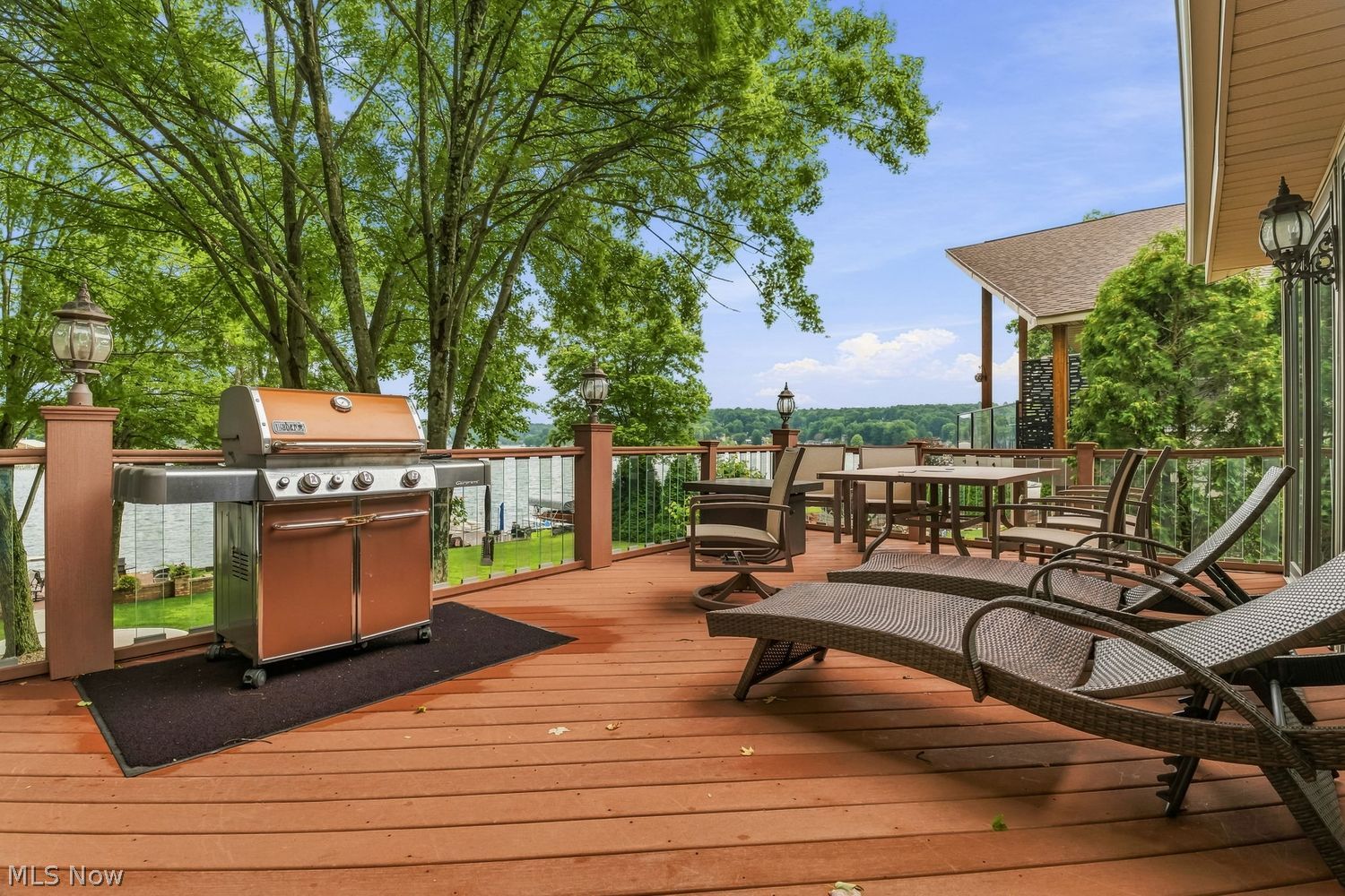 50 E Mohawk Drive Malvern OH 44644