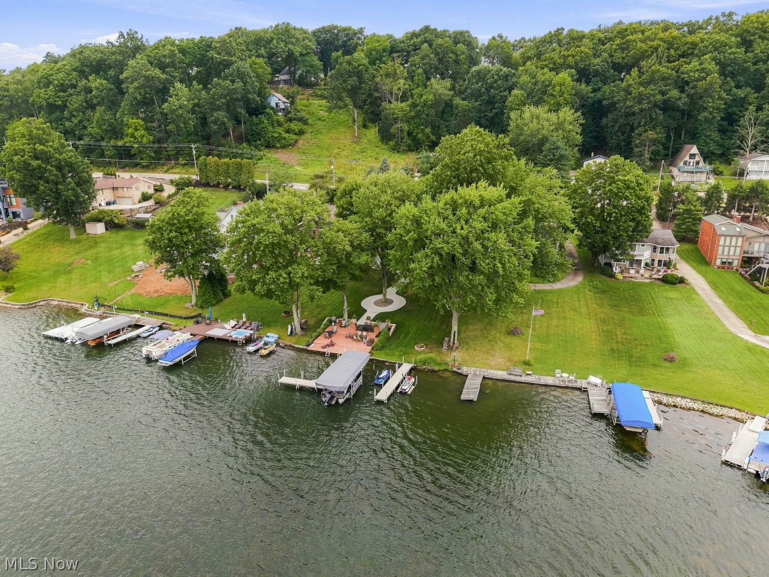 50 E Mohawk Drive Malvern OH 44644