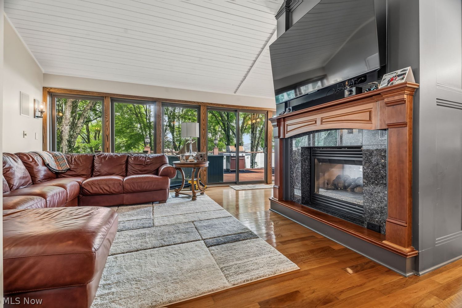50 E Mohawk Drive Malvern OH 44644