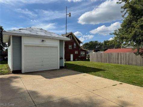 1141 Broad Avenue NW Canton OH 44708