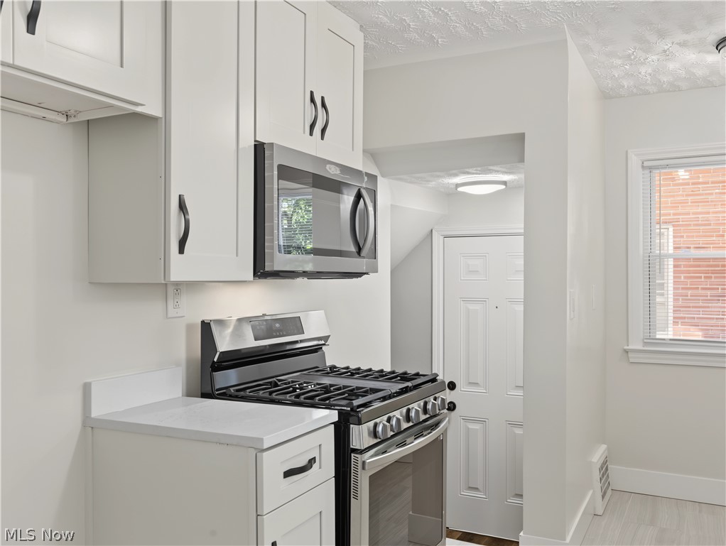 5534 Beechwood Avenue Maple Heights OH 44137