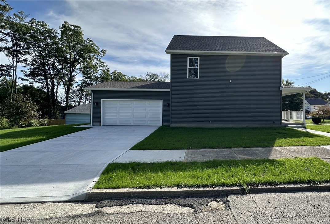 371 Sexton Street Struthers OH 44471