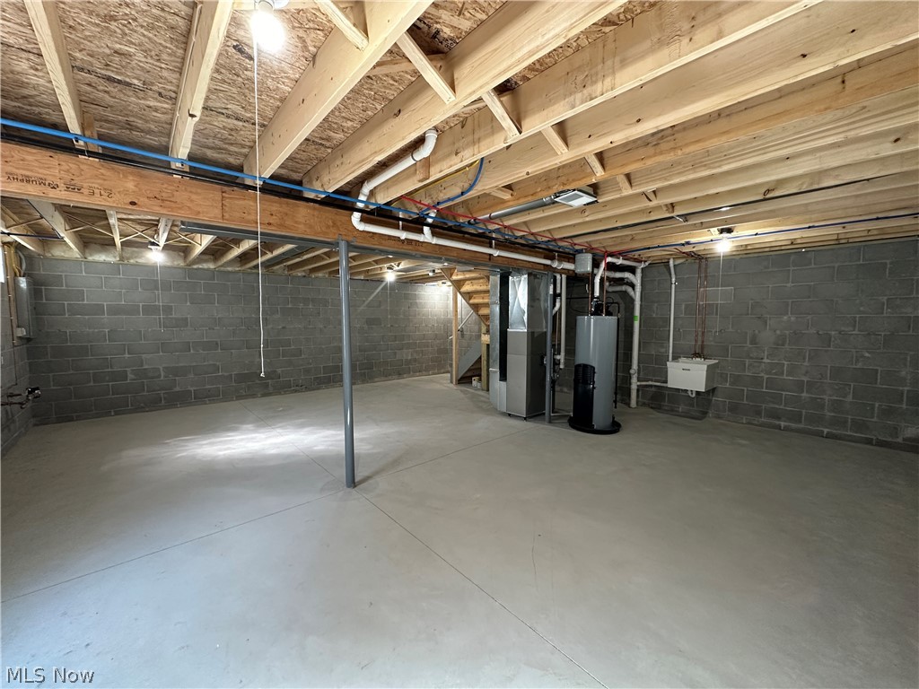 371 Sexton Street Struthers OH 44471