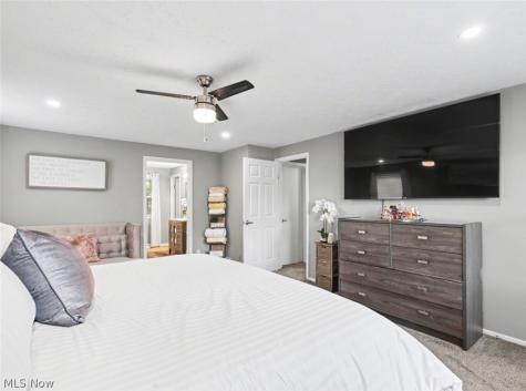 31773 N Roundhead Drive Solon OH 44139