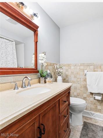 31773 N Roundhead Drive Solon OH 44139