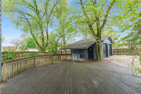2014 25th Street NE Canton OH 44705
