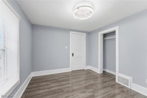 2014 25th Street NE Canton OH 44705
