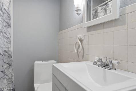 2014 25th Street NE Canton OH 44705