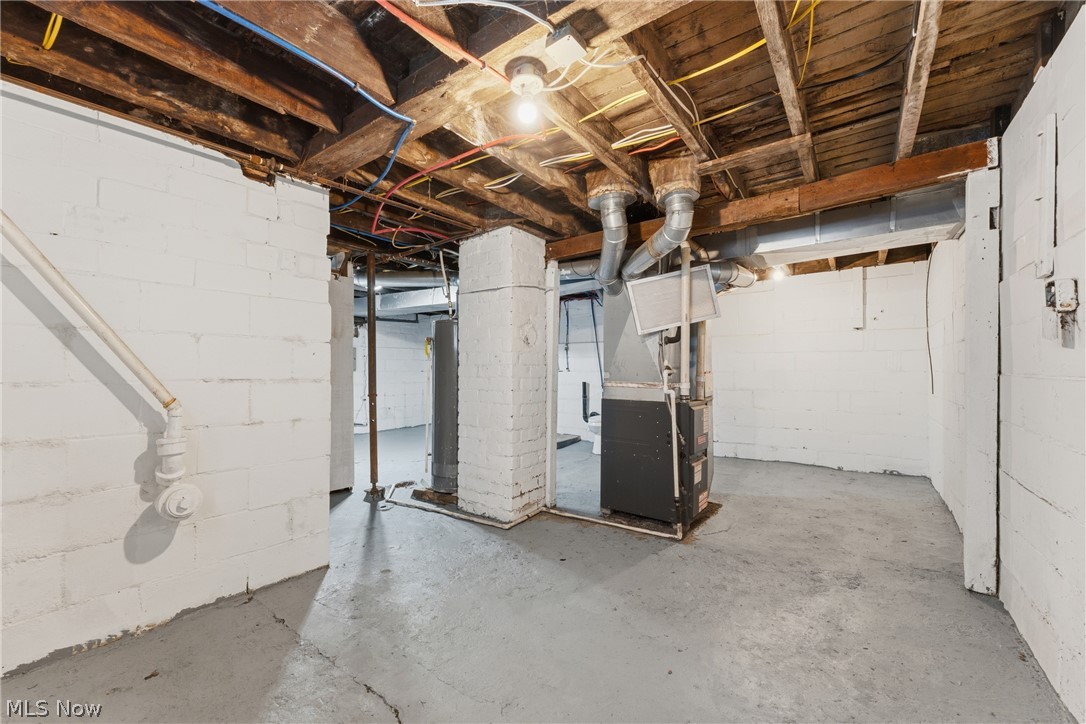 2014 25th Street NE Canton OH 44705