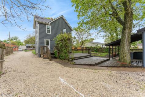 2014 25th Street NE Canton OH 44705