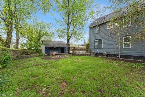 2014 25th Street NE Canton OH 44705