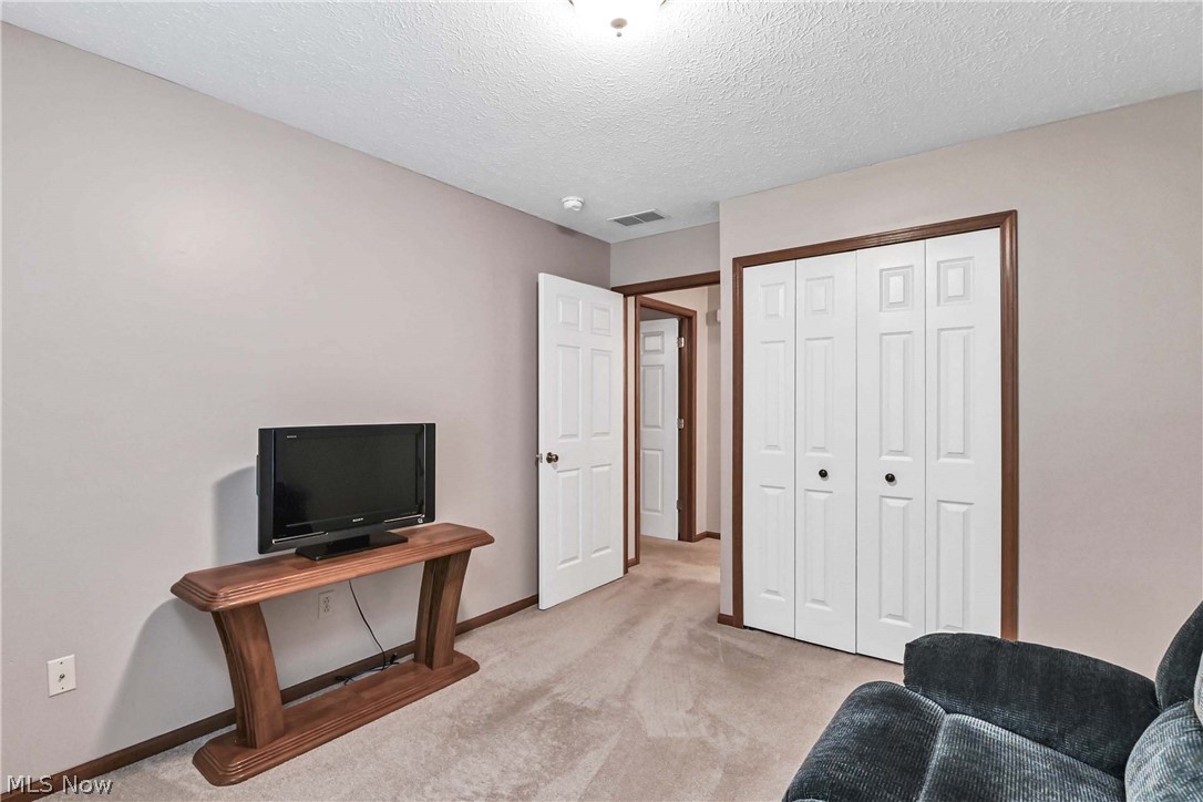 2870 Shakespeare Lane Avon OH 44011