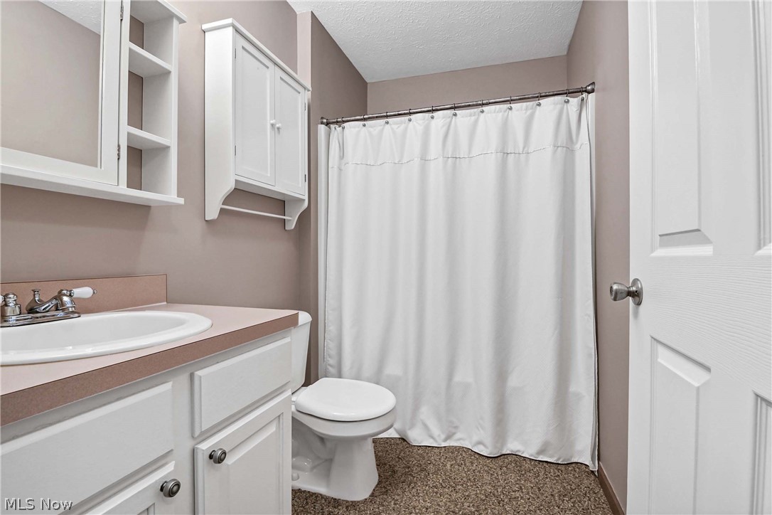 2870 Shakespeare Lane Avon OH 44011