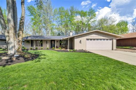 10815 Gate Post Strongsville OH 44149
