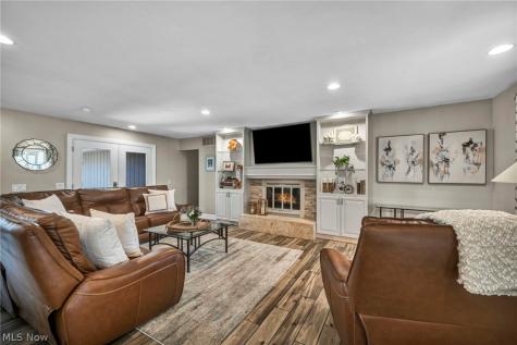 10815 Gate Post Strongsville OH 44149