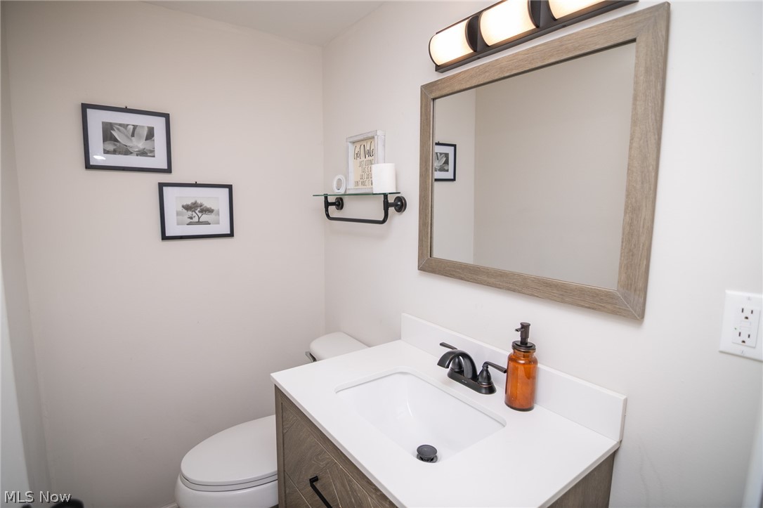 120 Winters Drive Wintersville OH 43953